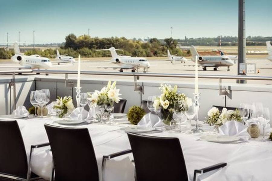Heiraten am VIP Terminal des Flughafen Wien